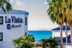 كل المعلومات عن قرية لافيستا العين السخنة